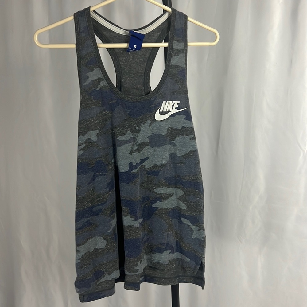 Nike gym vintage tank size small